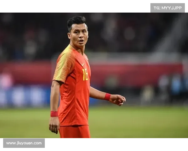 丑闻！海港冠军成员买提江被曝与女球迷暧昧，离婚声明遭质疑